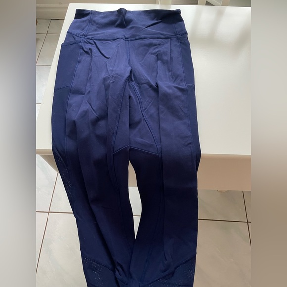Lululemon leggings - Picture 4 of 5